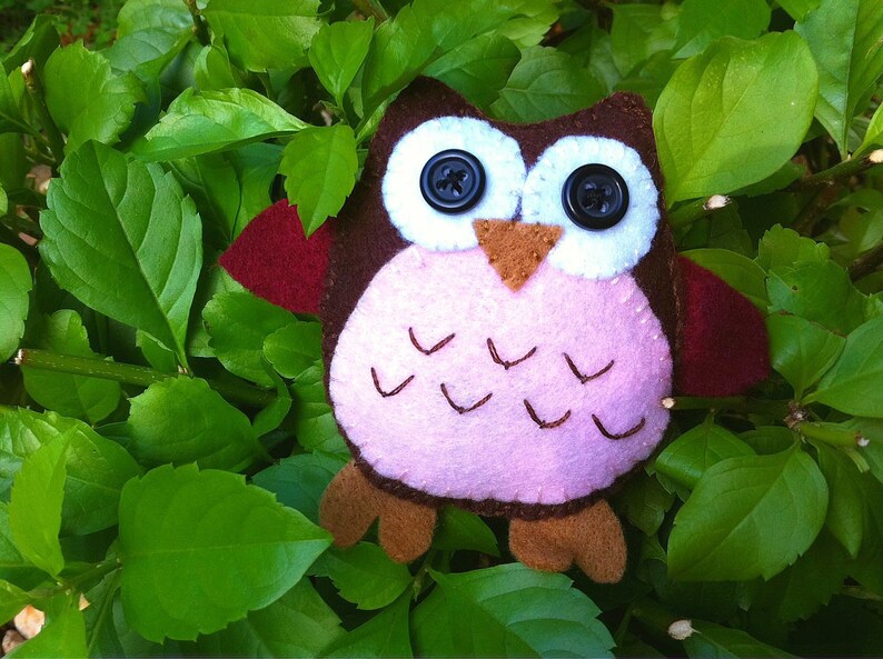 Felt Plushie Hand sewing Pattern PDF. Complete instructions to make Tawny the Owl. Instant download. image 3