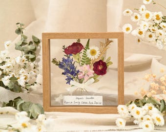 Custom Family Birth Flower Bouquet, Real Pressed Flower Keepsake,Resin Tabletop Suncatcher Family Garden Gift for Mom, custom birth flower