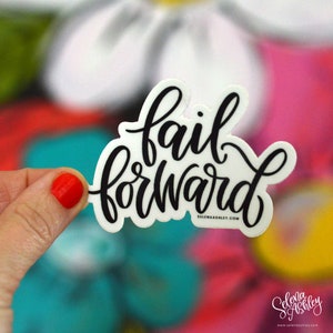 FAIL FORWARD - Parola di potere, posta felice, parola dell'anno, motivazionale, ispiratore, adesivo impermeabile
