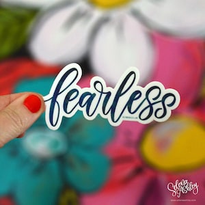 FEARLESS - Machtwort, Happy Mail, Wort des Jahres, motivierend, inspirierend, wasserdichter Aufkleber