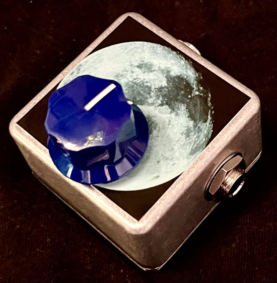 Saturnworks Passive Micro Guitar, Bass, or Synth Volume Pedal