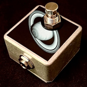 Saturnworks Micro Soft Touch Tap Tempo Switch Pedal for Boss, EHX, MXR Devices & More w/ a Neutrik jack -- Handcrafted in California