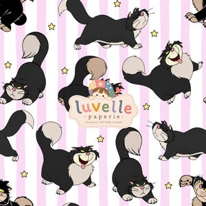 Puede incluir: Un diseño de patrón continuo con gatos de dibujos animados en blanco y negro con colas esponjosas y estrellas amarillas sobre un fondo de rayas rosas claras y blancas. Una etiqueta central muestra el texto luvelle paperie seamless pattern design.