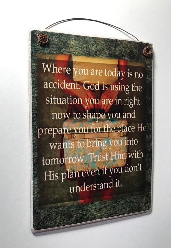 Targa Rotonda In Legno Con Scritta Religiosa 'Chi Non Ama Non Conosce Dio' – 40x40 Cm, Decorazione Da Parete Fai Da Te, Personalizzabile - 3