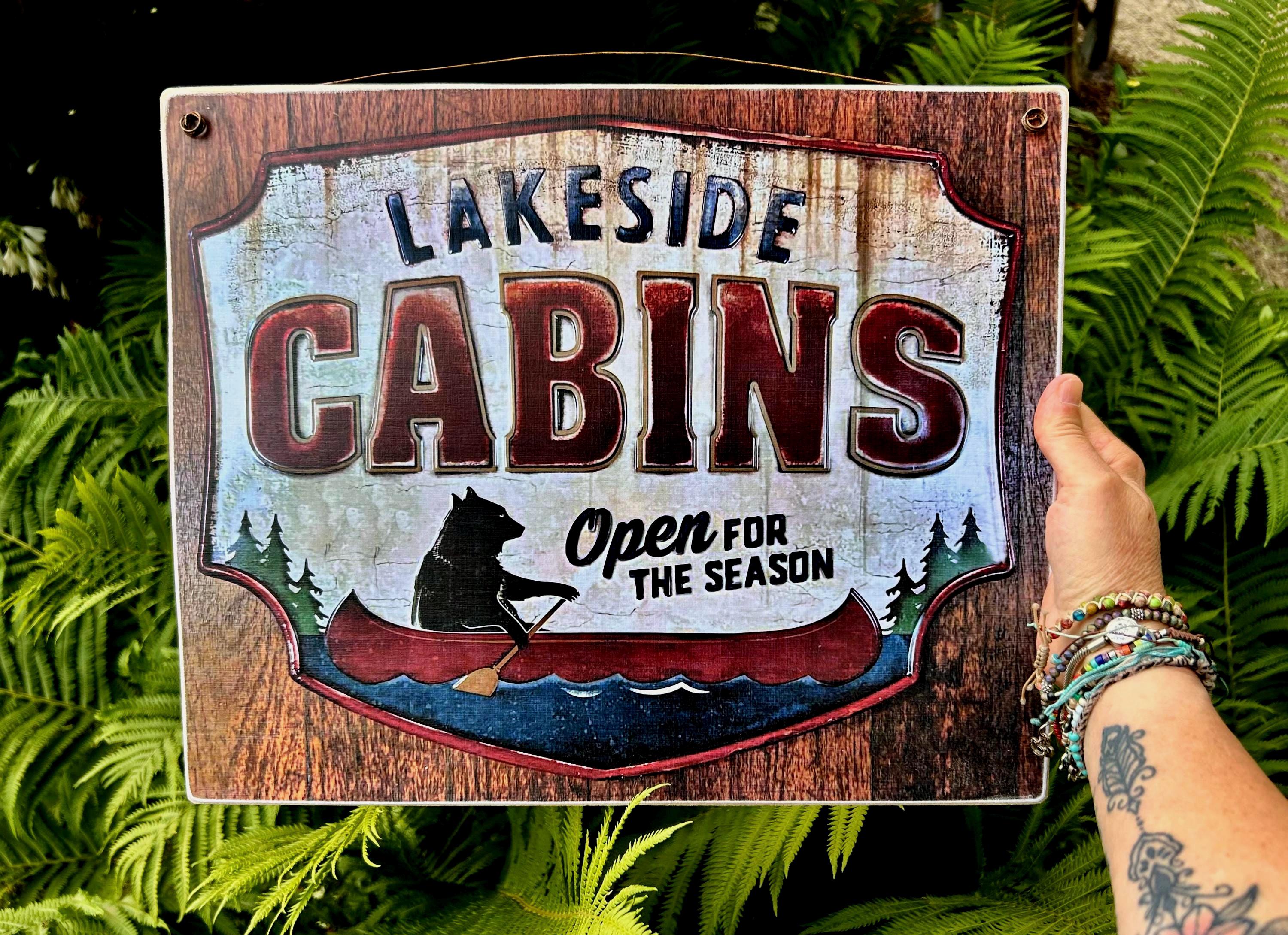 Plaque en bois Cabines au bord du lac : décoration de cabine rustique