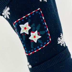 Schneeflocken Weihnachtsstrumpf Gefilzte Wolle Gestickte Applikation zweckentfremdet Charta Club Pullover Schwarz Weiß Rot Grün Blau Winter 1353