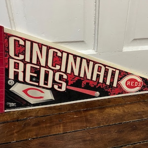 1997 Cincinnati Reds MLB baseball Pennant vintage sports collectible wall decor sign