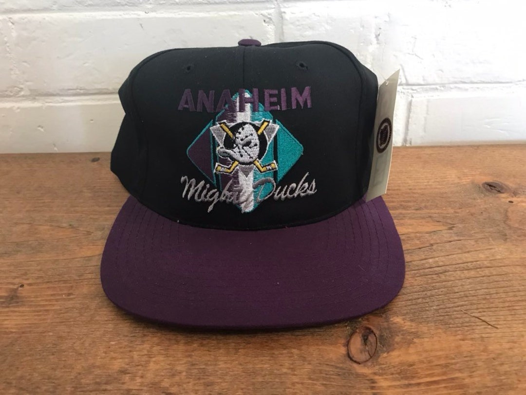 Vintage Anaheim Mighty Ducks NHL 90's Snapback Cap - Depop