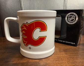 Calgary Flames Coffee Mug vintage NHL hockey white ceramic tea cup - new in box