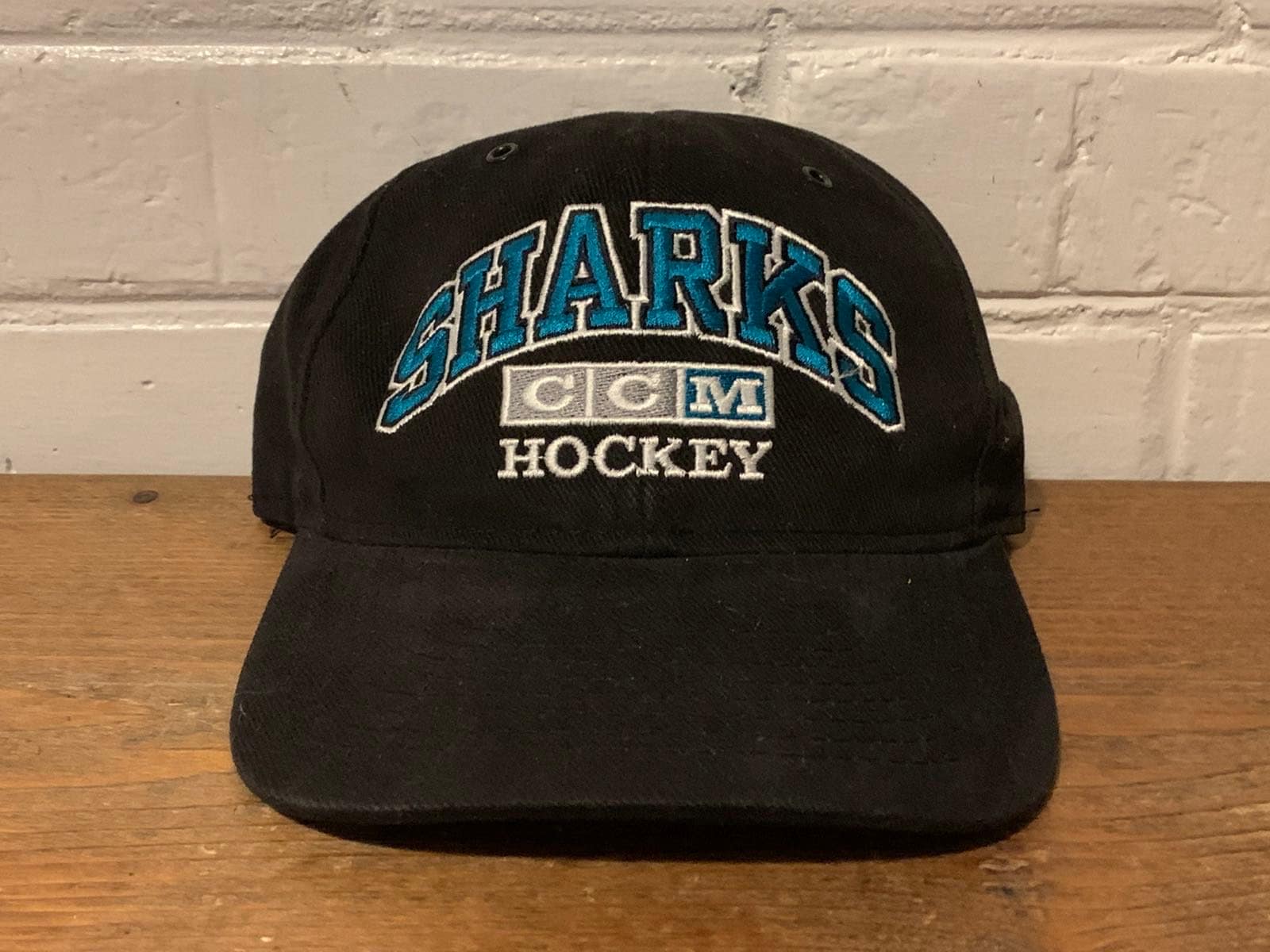 Vintage NHL (Twins) - San Jose Sharks Deadstock Snapback Hat 1990s OSFA