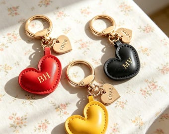 Custom Letter Heart Keychain,Minimalist Leather Keyring,Personalized Initial Charm,Cute Bag Pendant,Custom Gift Accessory
