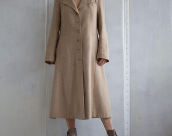 Vintage 80s beige long women&#39;s wool coat / Classic A-line style with notched collar and long sleeves / Size M L