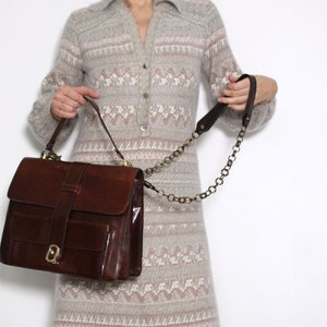 Bolso / cartera vintage de piel auténtica marrón con correa de cadena de cobre