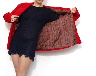 Vintage 1980s oversize big shoulders red wool blazer / Size US16