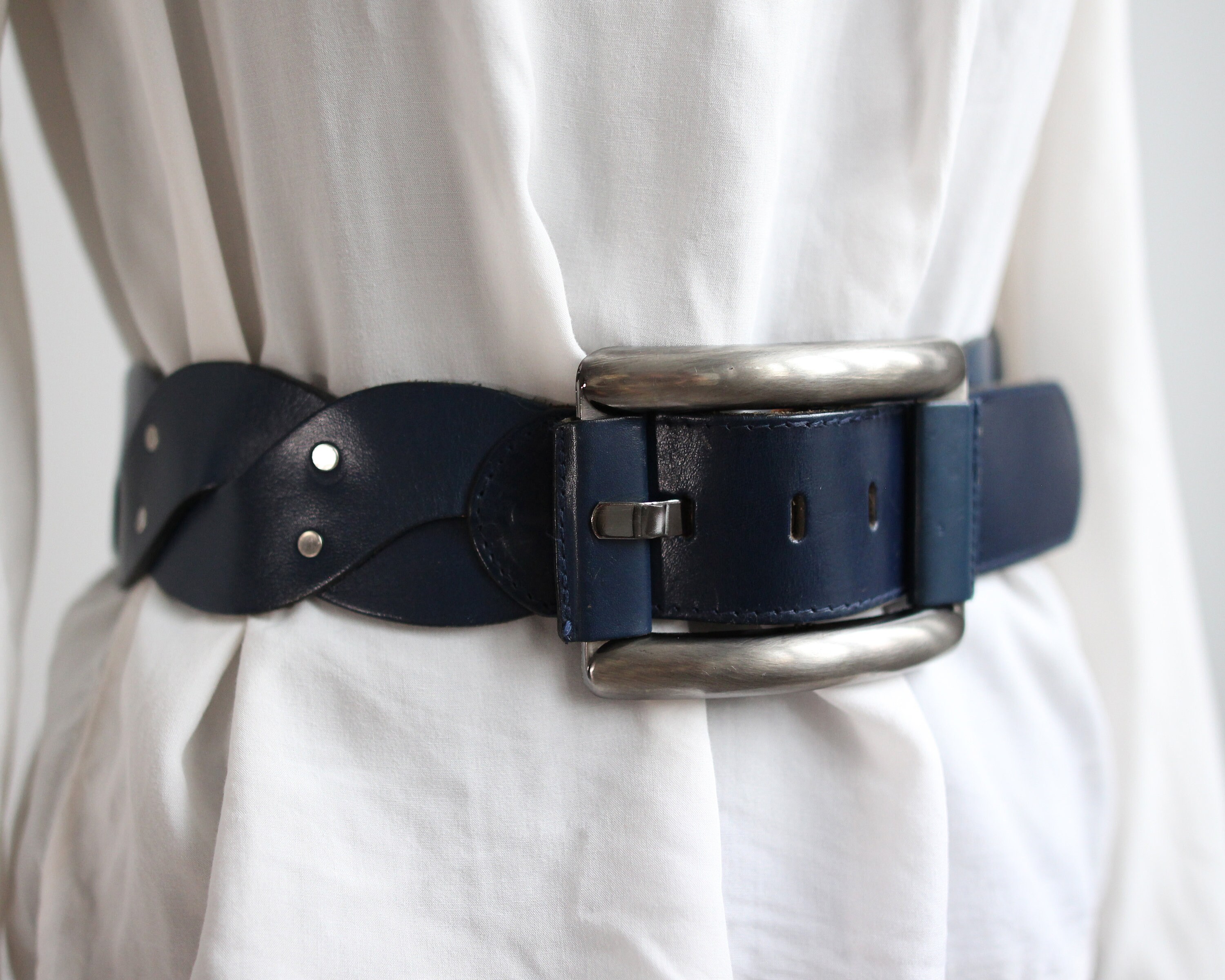 Vintage Suoer Wide Leather Belt with Metal Rivets Artisan Handcrafted Wave Leather Rivet Belt - Cellar Leather main image 2