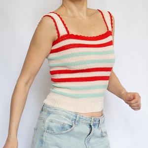 Vintage hand made crocheted crop strappy top with stripes / Size Small