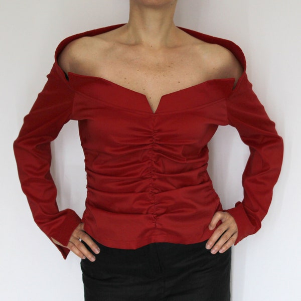 Open shoulders deep plunge neckline ruched-front stretch red top bustie size UK 16