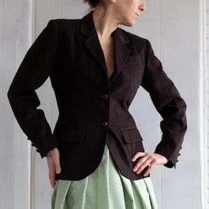 Vintage Y2K Women&#39;s Blazer ~ Gibo Made in Italy ~ Fitted Silhouette ~ Wide Lapel ~ Long Sleeves ~ Leopard Print Lining ~ Size Medium