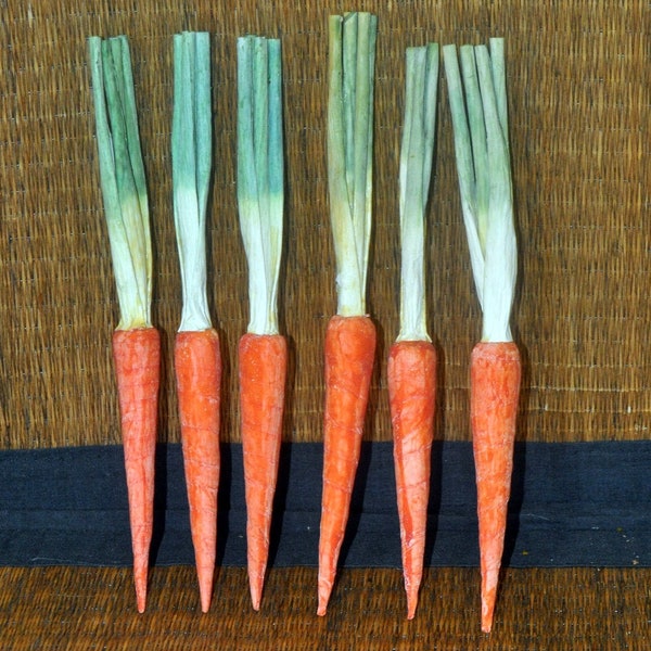 Paper Baby Carrots, 6 pc