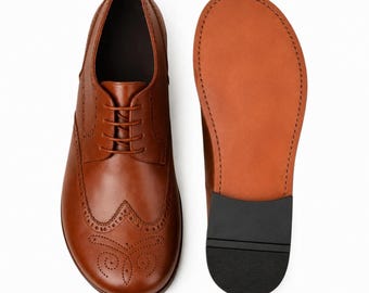 Zapatos Oxford de cuero liso marrón para hombre, estilo mocasín, cómodos y con estilo clásico: hechos a mano.