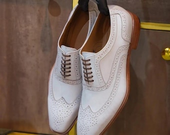 Men’s white wingtip oxford shoes, handmade leather brogues, wedding dress shoes
