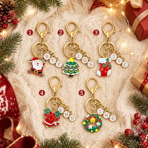 Gepersonaliseerde kerstsleutelhanger, tashanger met eigen initialen, feestelijke emaille hanger met diverse designs