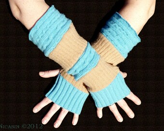 Arm Warmers Wool - Fingerless Glove - Tan Ribs and Horizontal Turquoise Cables - Reversible