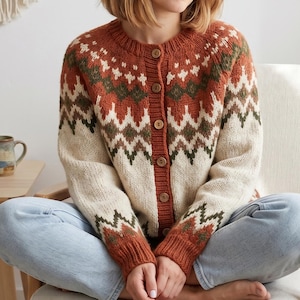 Strickmuster für eine nordische Fair-Isle-Strickjacke, ein mehrfarbiger Knopfpullover (PDF-Download)