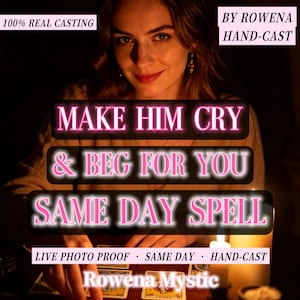Può includere: Un grafico digitale che mostra una persona in una luce soffusa con candele e carte dei tarocchi. Il testo recita: 100% REAL CASTING, BY ROWENA HAND-CAST, MAKE HIM CRY & BEG FOR YOU SAME DAY SPELL, LIVE PHOTO PROOF · SAME DAY · HAND-CAST e Rowena Mystic.