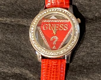 Guess G-Twist Watch Excellent Condition New Battery A111 #W10216L1 Red Crystal Bezel Women’s Watch – Genuine Leather – Japan Quartz VG Con