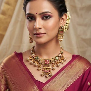 Antique Gold Finish Temple Necklace, Indian Wedding Choker Set, Ruby Green Kundan Jewelry, Bollywood Style Statement Necklace