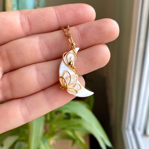 Lotus Crescent Moon Necklace. Gold Lotus Jewelry. Moon Necklace. Boho Chic Jewelry. Moon Jewelry. Dainty Necklace. Unique Jewelry. Her Gift
