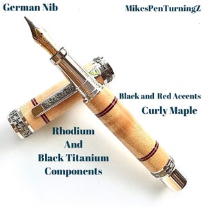 Füllfederhalter aus Holz - Schöner Curly Ahorn mit schwarzen und roten Ringen - Rhodium Emperor Hardware - 864FPW