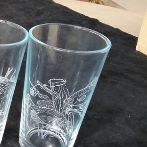 Beer glasses, Pub glasses,Fishing Beer glasses, Fisherman beer glasses, Fisherman gift, Pint beer glasses, Gifts for him, Beer drinker gift image 5