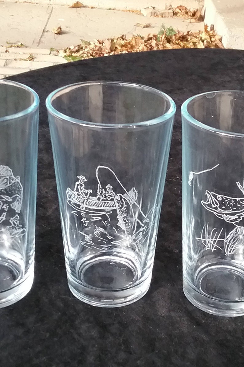 Beer glasses, Pub glasses,Fishing Beer glasses, Fisherman beer glasses, Fisherman gift, Pint beer glasses, Gifts for him, Beer drinker gift image 3