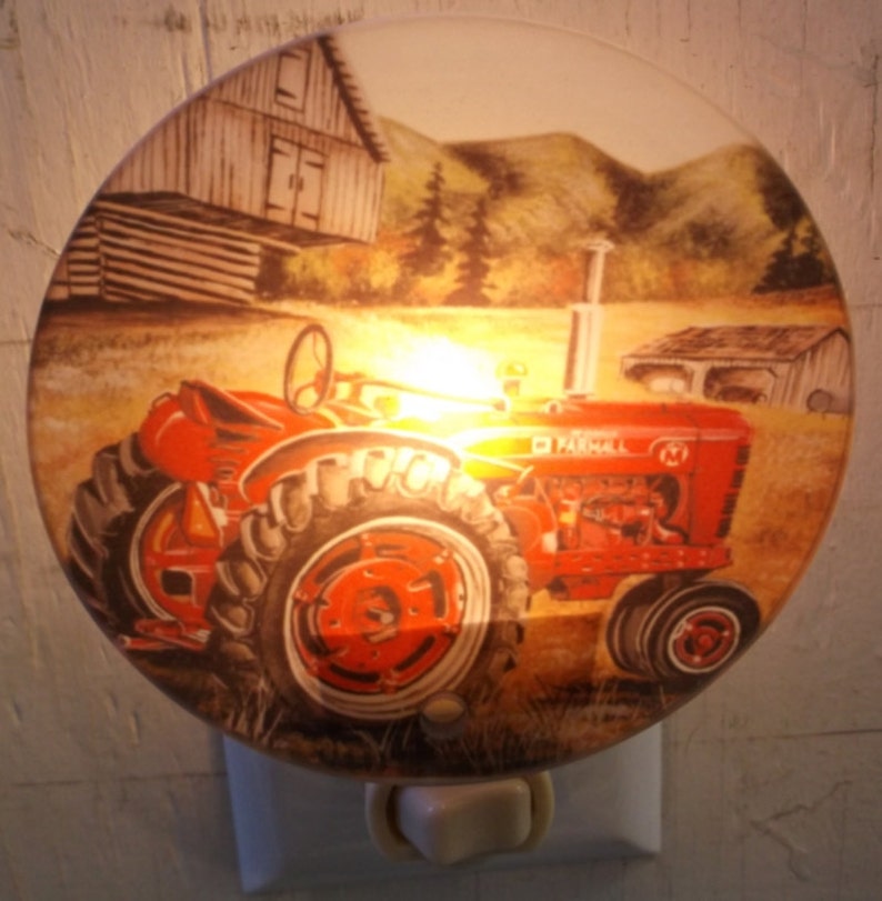 red tractor with barn night light, tractor night light, farm night light, bathroom night light, kitchen night light, pretty night light, image 2