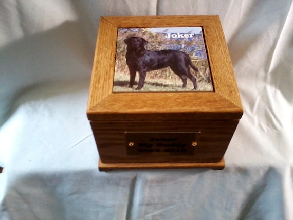 Large pet urn, pet memorial, pet ash box, pet burial box, oak urn,handcrafted wooden oak pet urn, urn for larger dogs, USA made pet urn