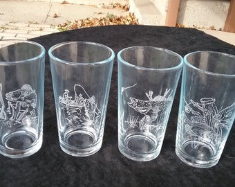 Beer glasses, Pub glasses,Fishing Beer glasses, Fisherman beer glasses, Fisherman gift, Pint beer glasses, Gifts for him,  Beer drinker gift