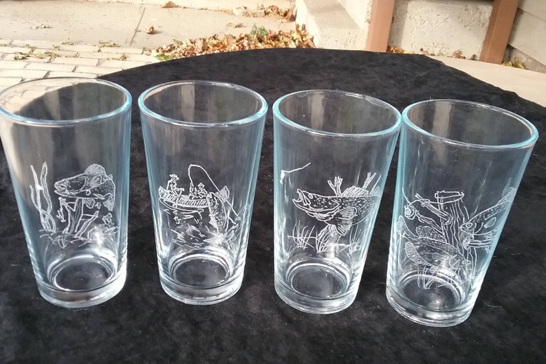 Beer glasses, Pub glasses,Fishing Beer glasses, Fisherman beer glasses, Fisherman gift, Pint beer glasses, Gifts for him, Beer drinker gift image 1