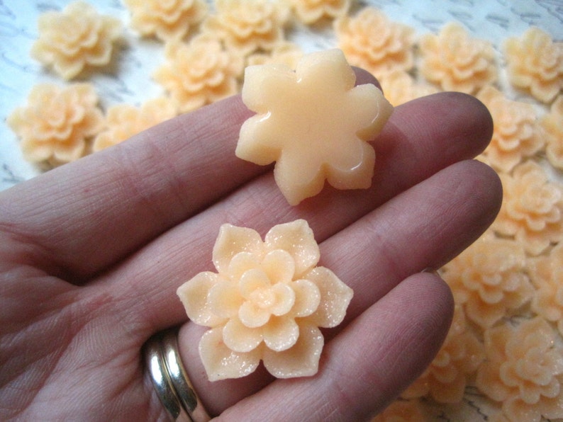 Peach Resin Flower Cabochons / 6 to 12 Pcs 24mm Peach Glitter Etsy