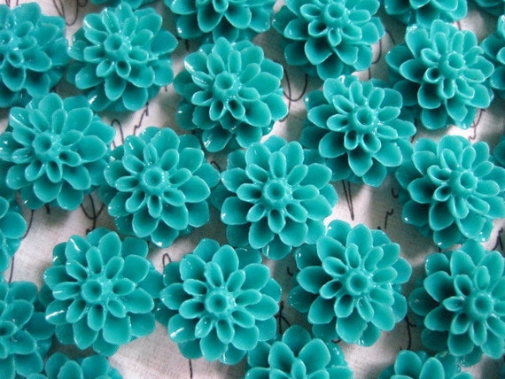 15mm Flower Cabochons 6 to 20 pcs Resin Cabochon Flowers Turquoise Dahlia Mum Flower