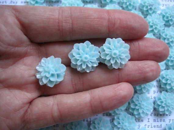15mm Flower Cabochons 6 to 20 pcs Resin Cabochon Flowers Turquoise Dahlia Mum Flower