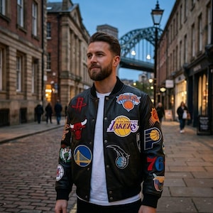 Herrjacka i läder med patchwork, basketbomberjacka, Letterman-jacka med flera lappar, streetwear-present till honom