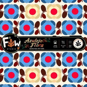 Op de afbeelding: Een naadloos patroon met herhalende gestileerde bloemen in blauw, crème en rood met donkerbruine stelen op een crèmekleurige achtergrond. Een zwart horizontaal label toont de tekst Fw Studio Azulejo Flora, 12 x 12 cm, 300 dpi en Original Art Hand Drawn.