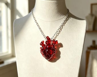 Collier pendentif cœur en verre filé réaliste, bijou gothique, plusieurs couleurs disponibles, souvenir durable, cadeau romantique pour votre bien-aimée