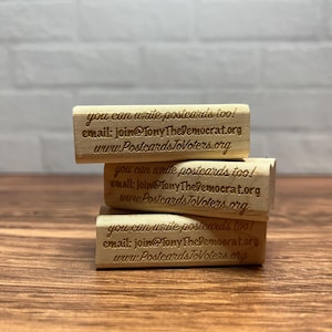 Informations sur l'inscription aux cartes postales pour les électeurs Tampon en caoutchouc (site Web et adresse e-mail)