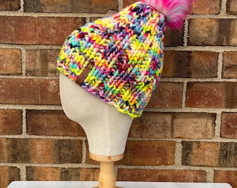 Luksusowa, prążkowana czapka z wełny merynosów w jasne plamki – klasyczna czapka beanie, ręcznie robiona na drutach z ręcznie farbowanej włóczki
