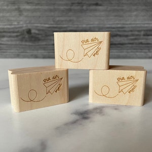 Rubberstempel via luchtpost