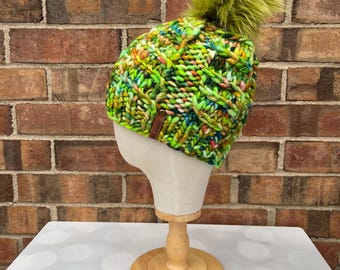 Luxuriöse Grüne Merino Wolle Mütze - Botanische Kletternde Efeu Handgestrickte Mütze mit Handgefärbtem Garn