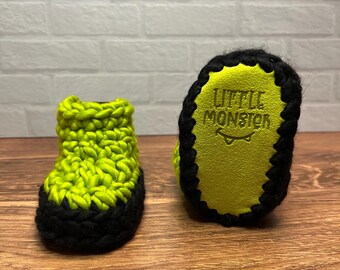 3-6 months - Luxury Green Black “Little Monster” Merino Wool Crochet Baby Booties - Hand Crocheted Baby Booties with Hand Dyed Yarn